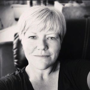 Meet your Posher, Sharon